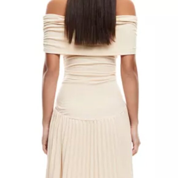 LIONESS Field Of Dreams Off The Shoulder Maxi Dress - Picture 2 of 6